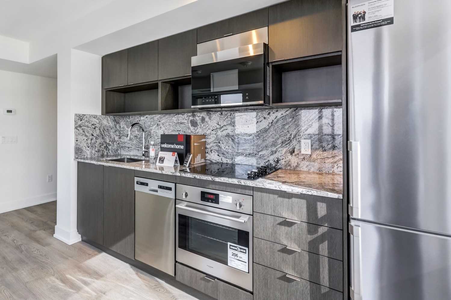 9 Mabelle Ave, #2822