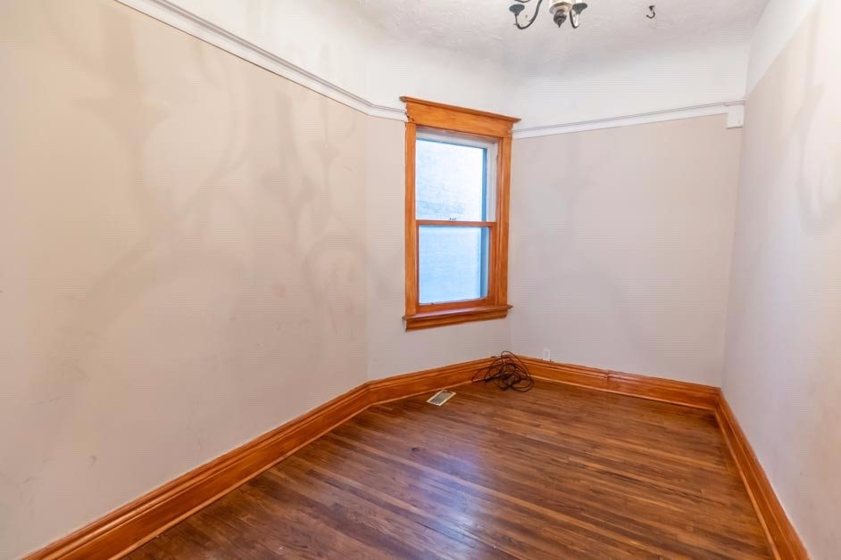 Listing W5172369 - Large Photo # 9