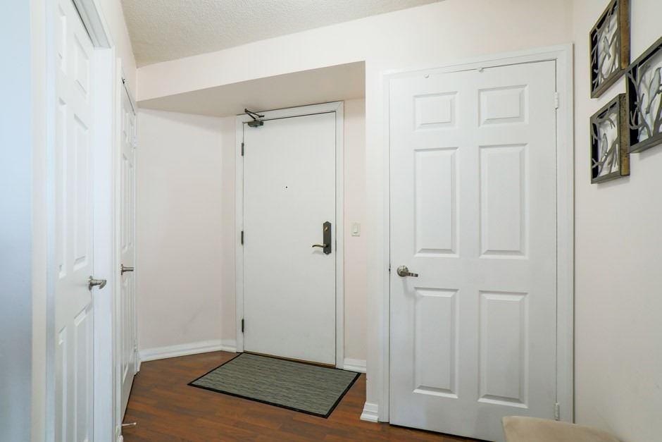 220 Forum Dr, #1313