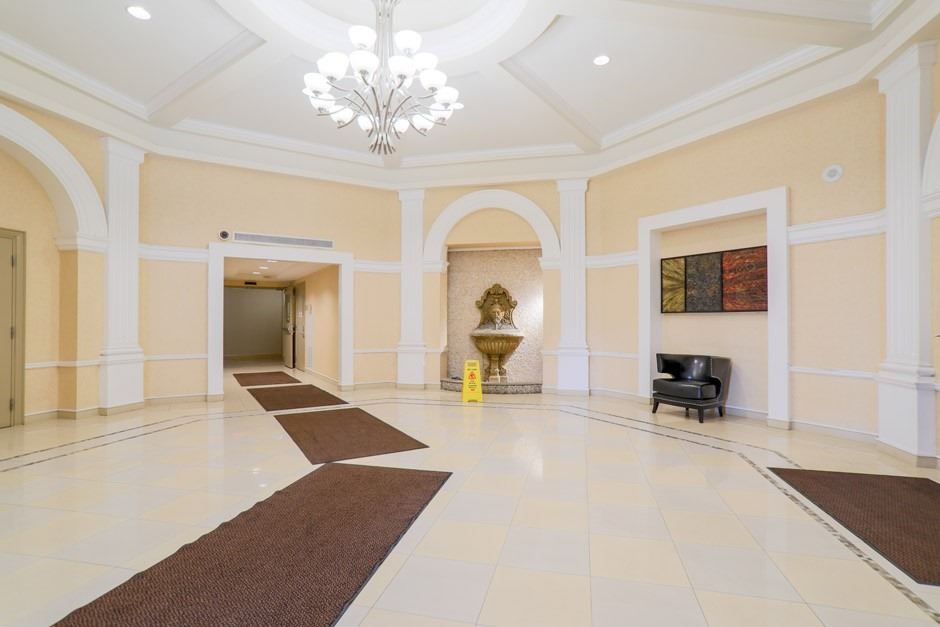 220 Forum Dr, #1313