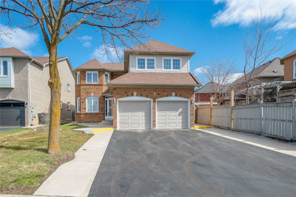 7 Red Cedar Cres, Brampton