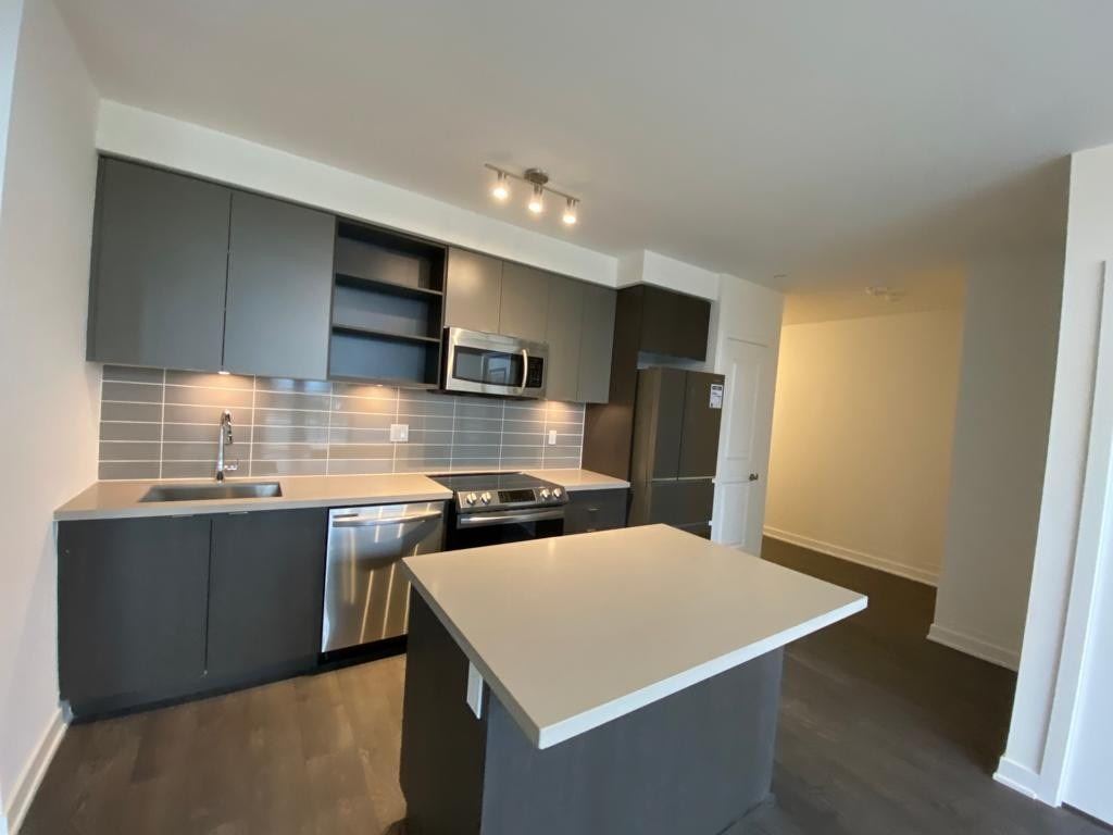 4699 Glen Erin Dr, #107