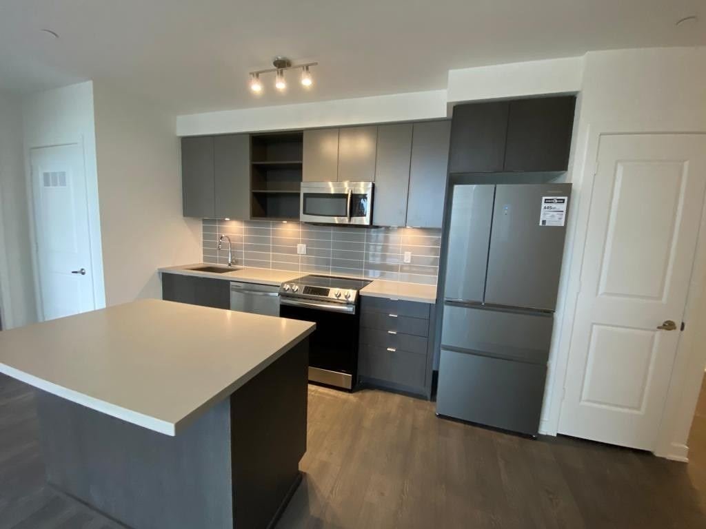 4699 Glen Erin Dr, #107