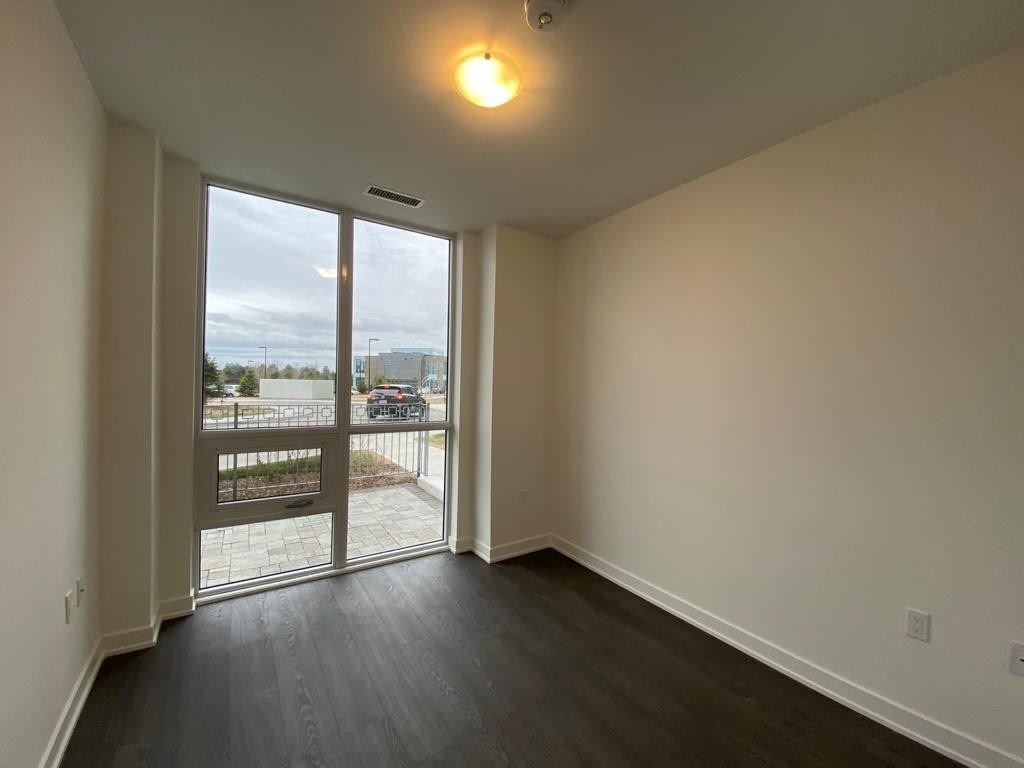 4699 Glen Erin Dr, #107