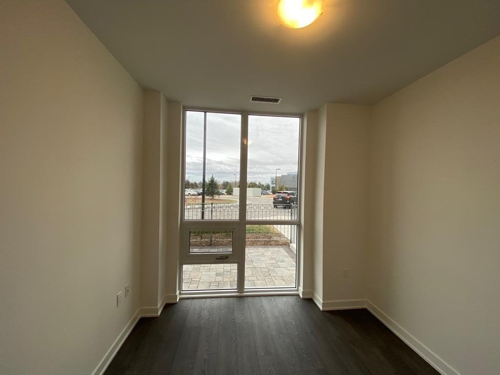 4699 Glen Erin Dr, #107