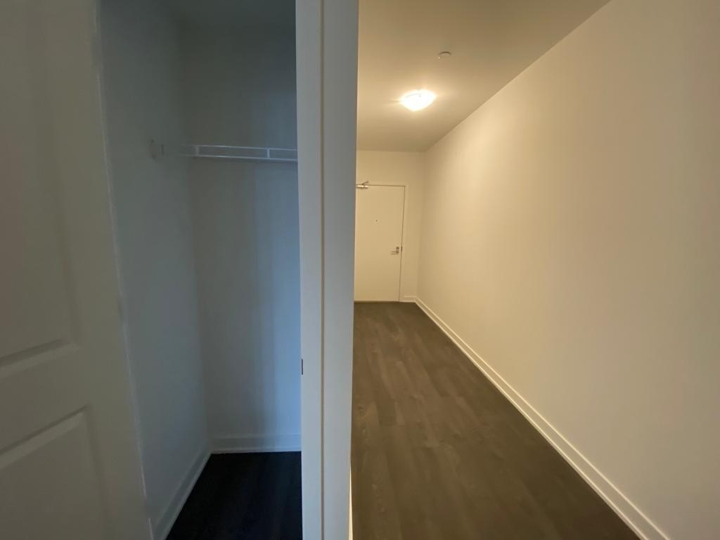4699 Glen Erin Dr, #107