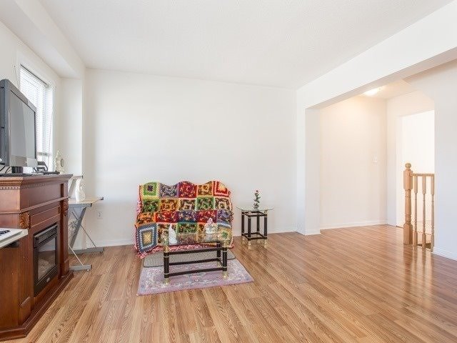 89 Bevington Rd