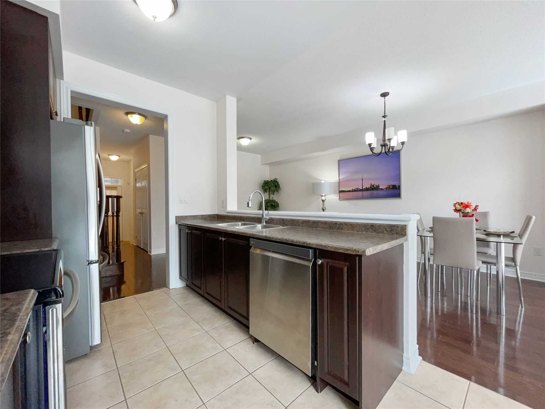 16 Aspenview Ave