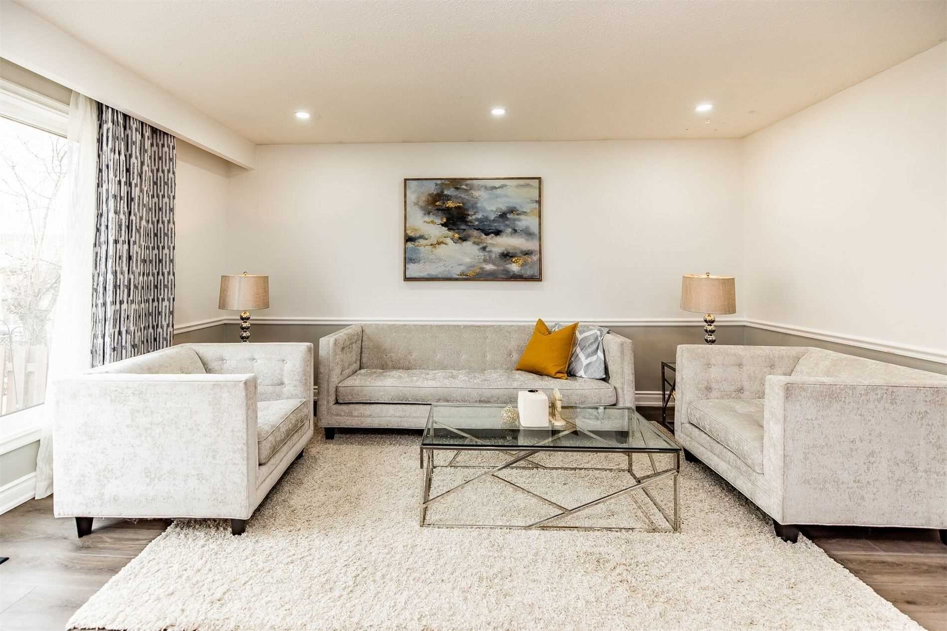 25 Hockley Path