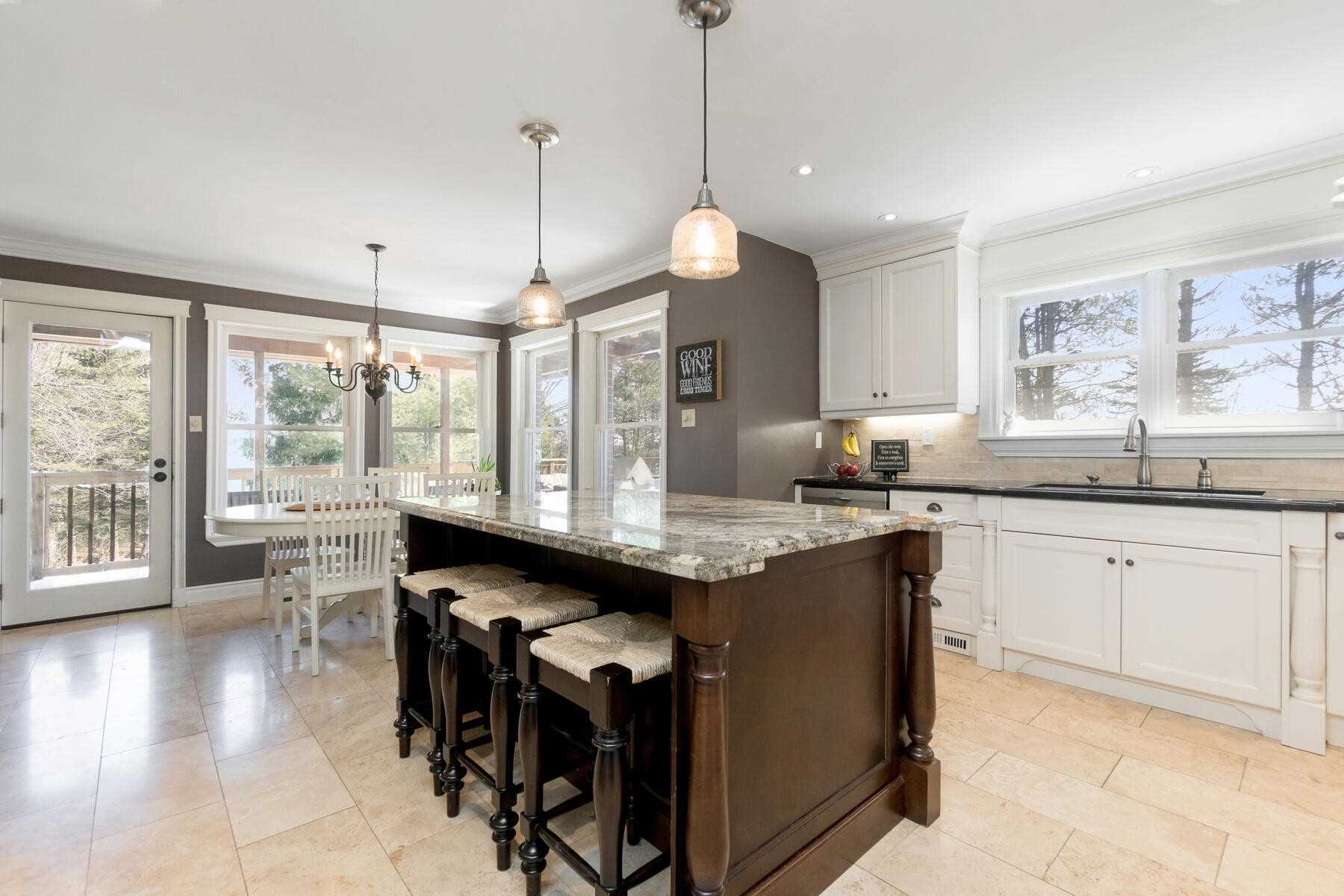 16149 Heart Lake Rd