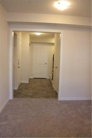 1541 Gainer Cres