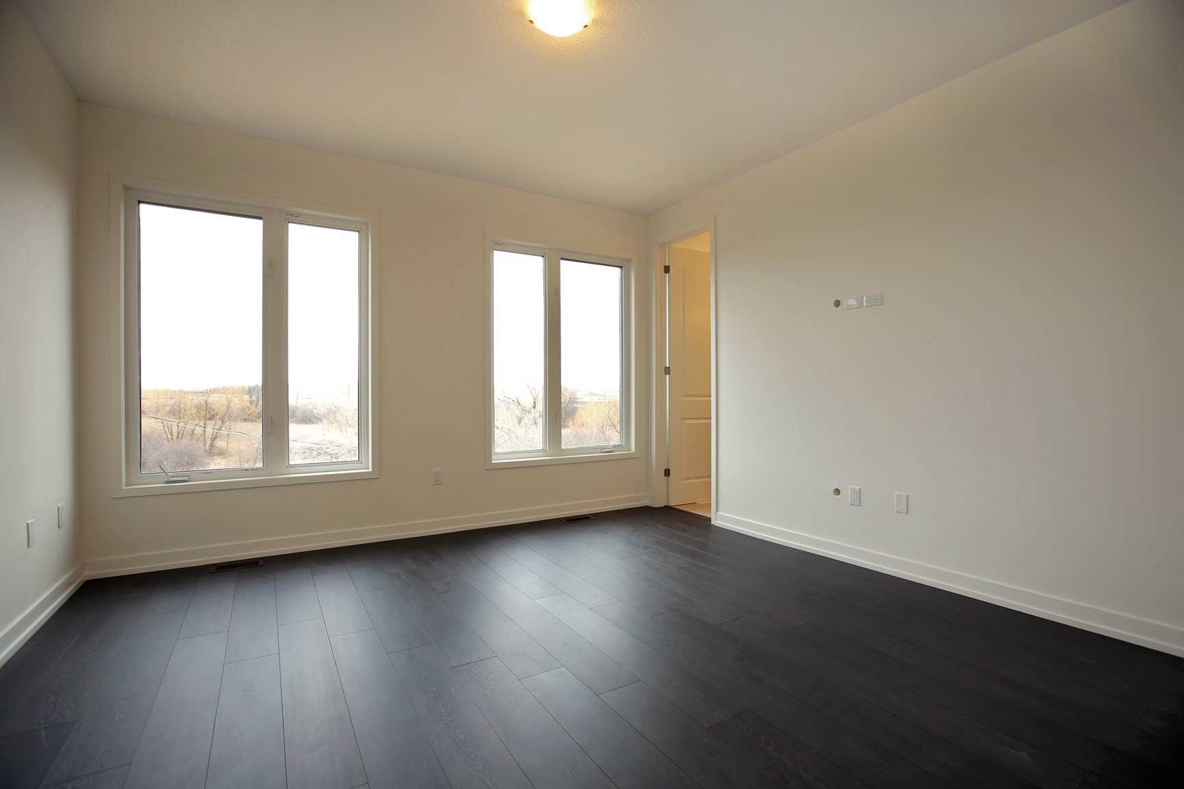 264 Squire Cres