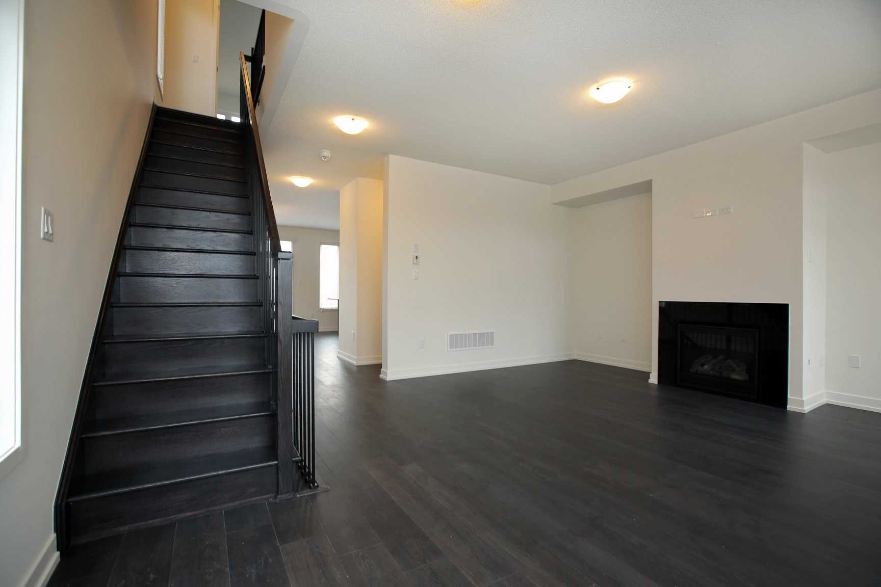 264 Squire Cres