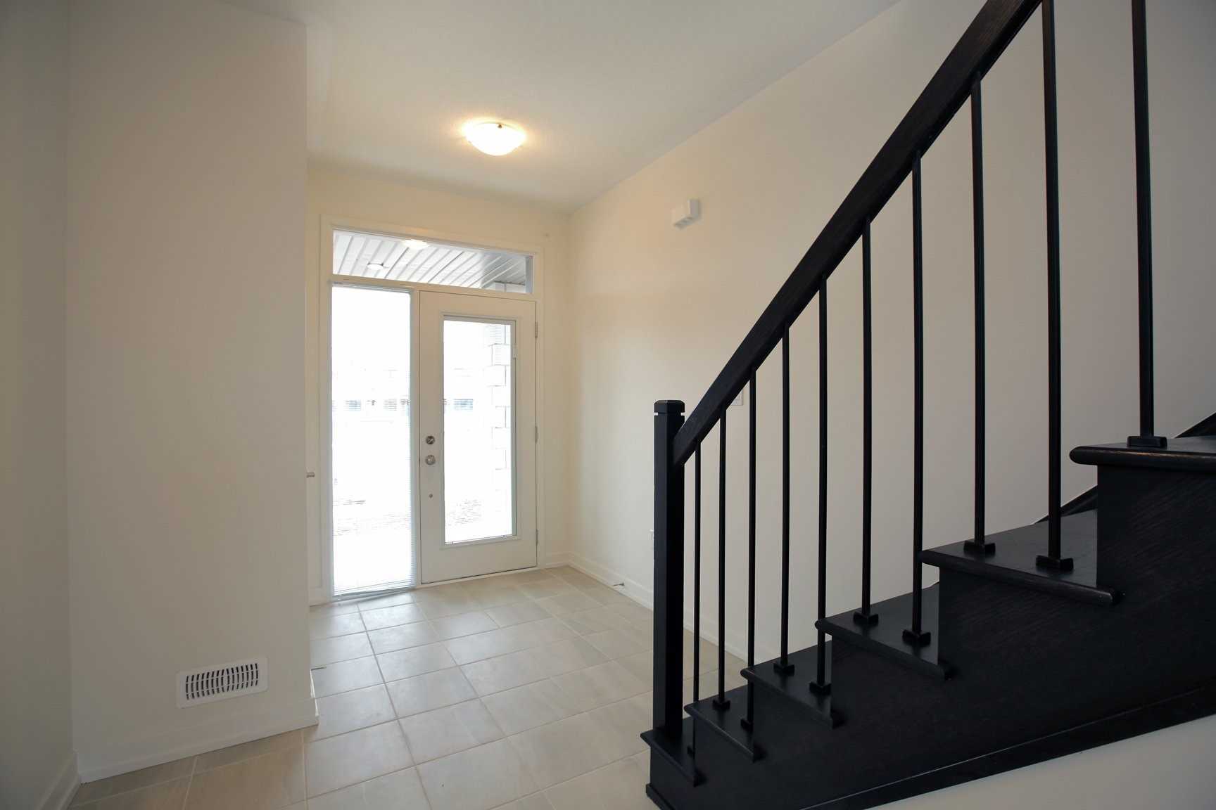 264 Squire Cres