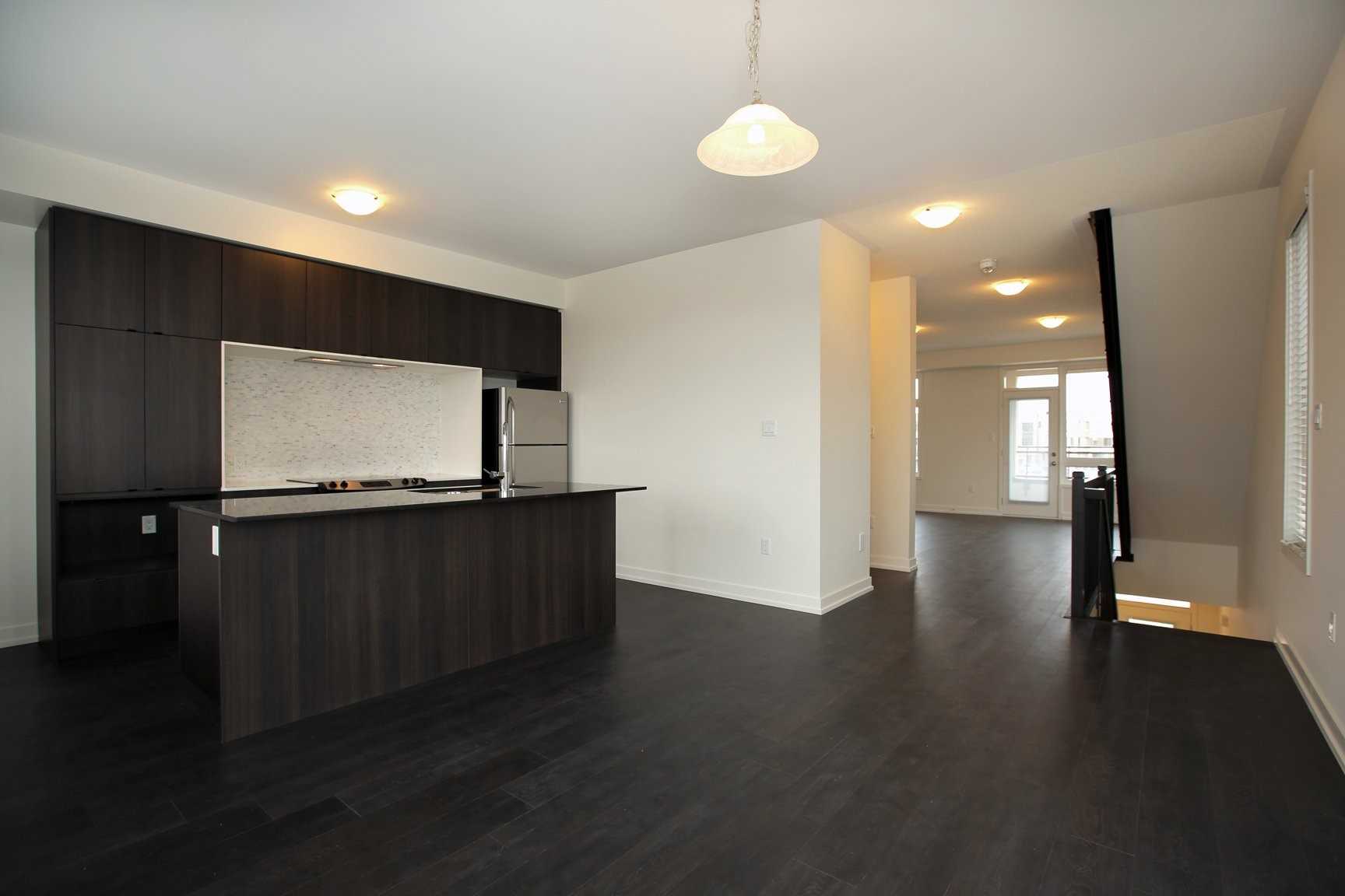 264 Squire Cres