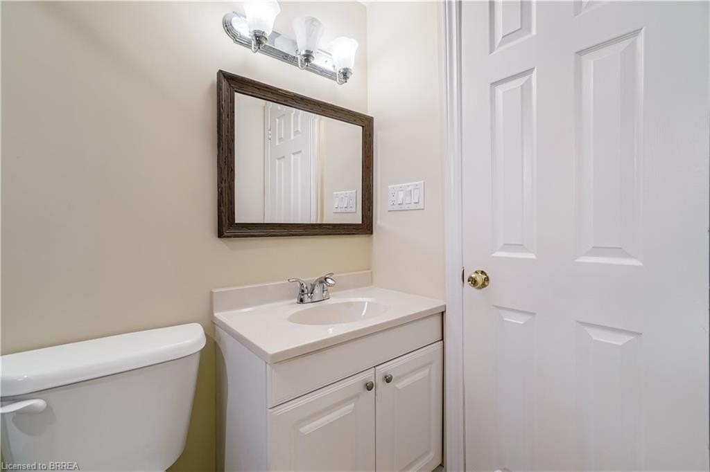 39 Nottawasaga Cres