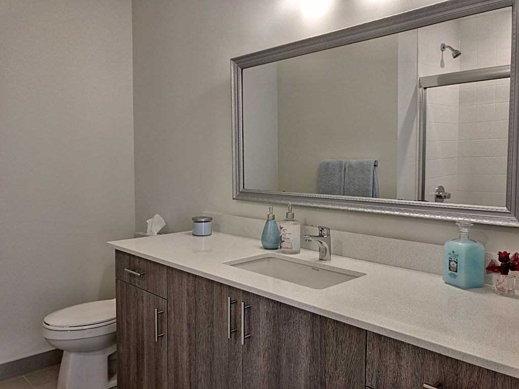 1190 Cawthra Rd, #602