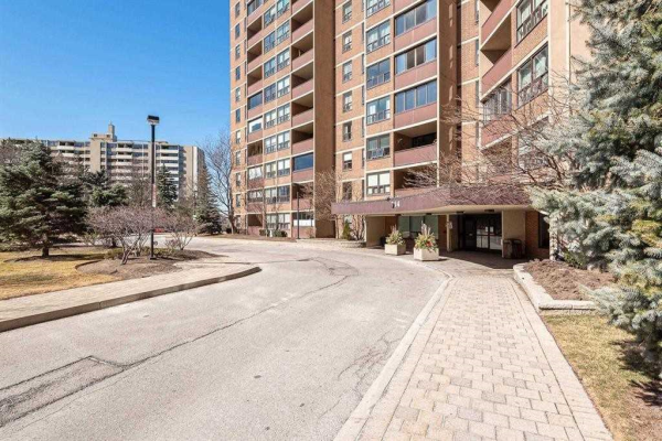 714 The West Mall St 714 The West Mall St