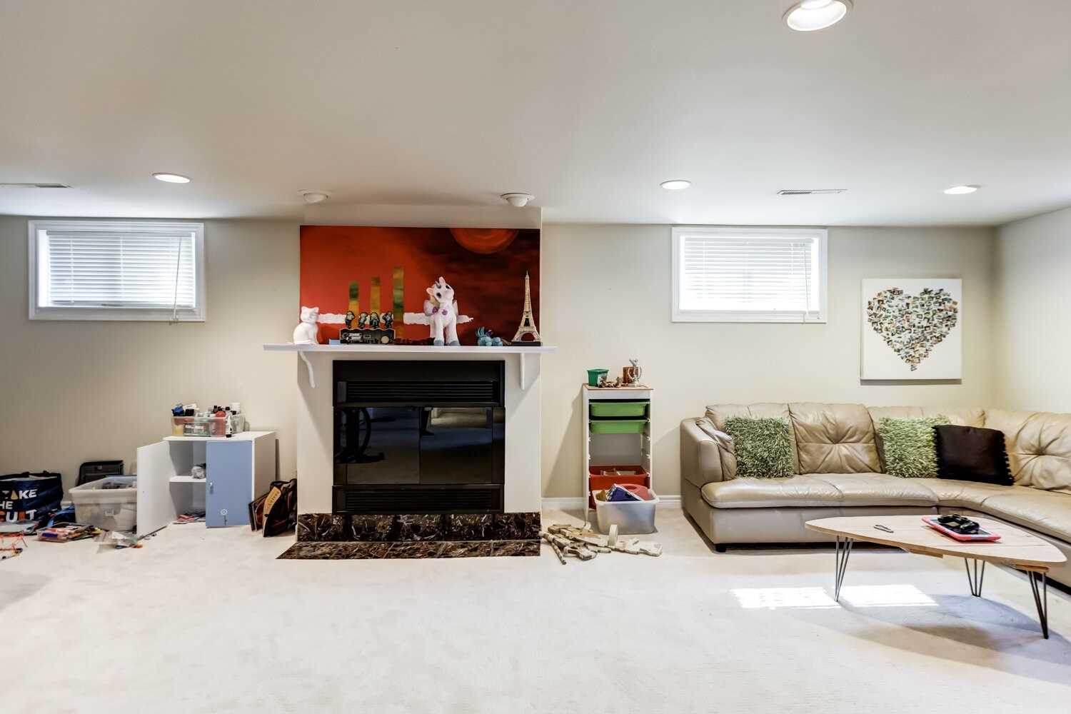156 Trelawn Ave