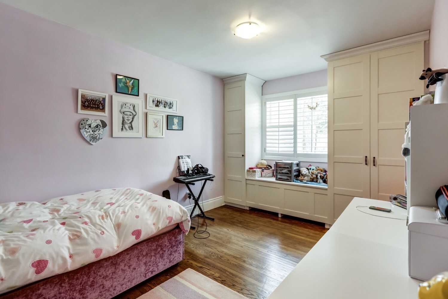 156 Trelawn Ave