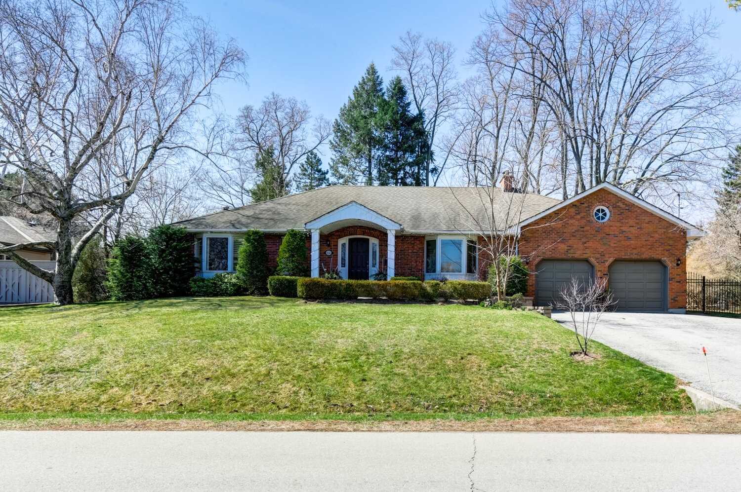156 Trelawn Ave