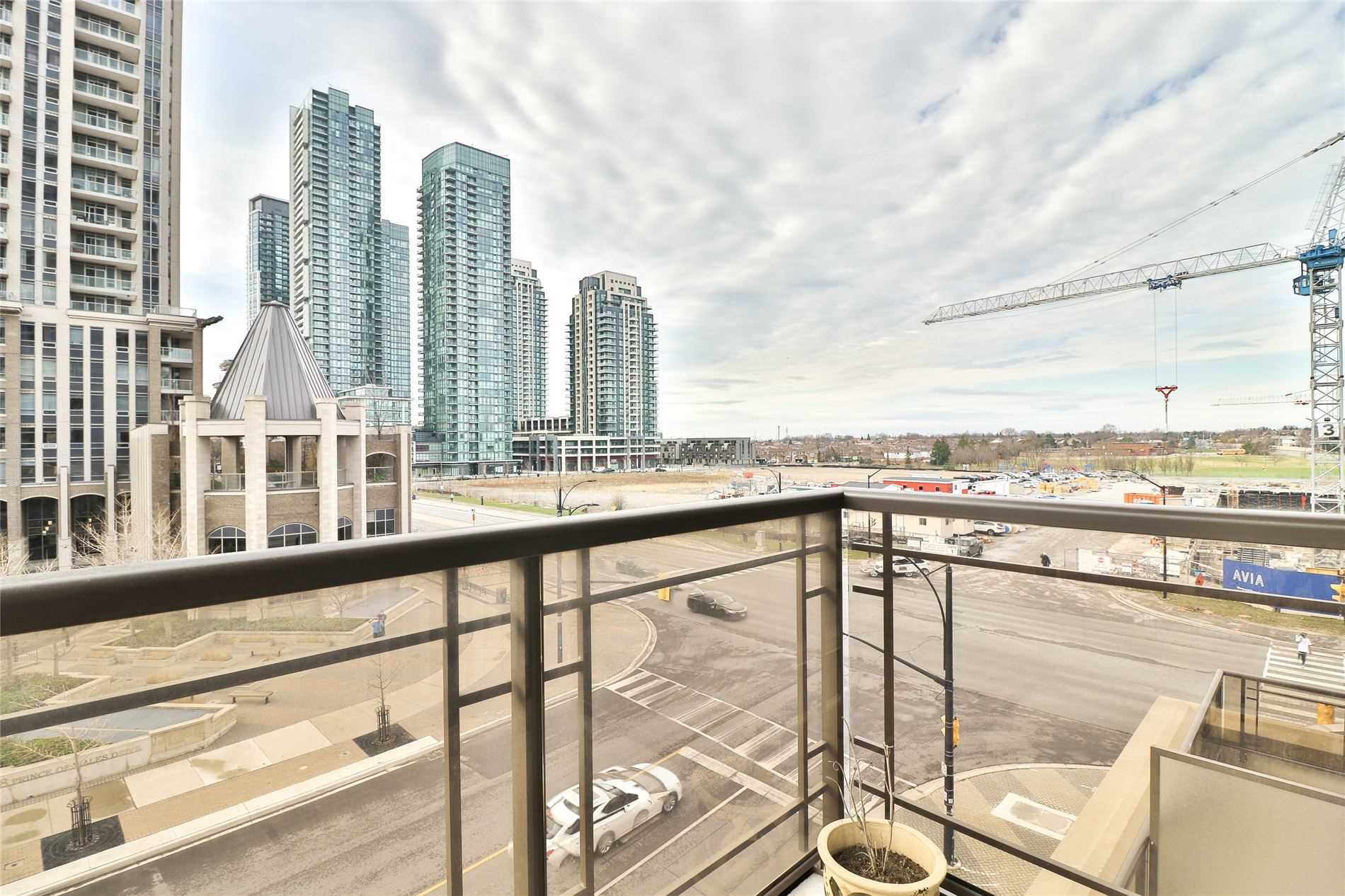385 Prince Of Wales Dr, #412