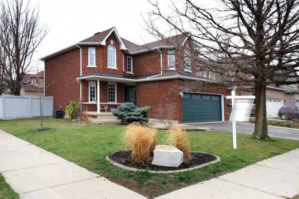 2367 East Gate Crct, Oakville