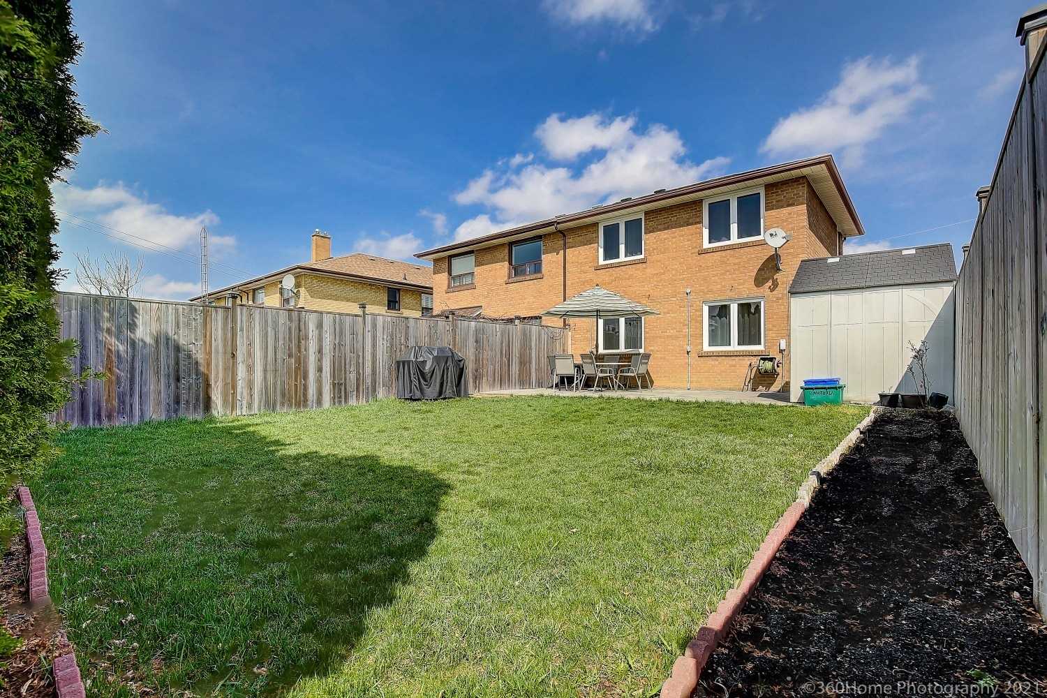 20 Whitbread Cres