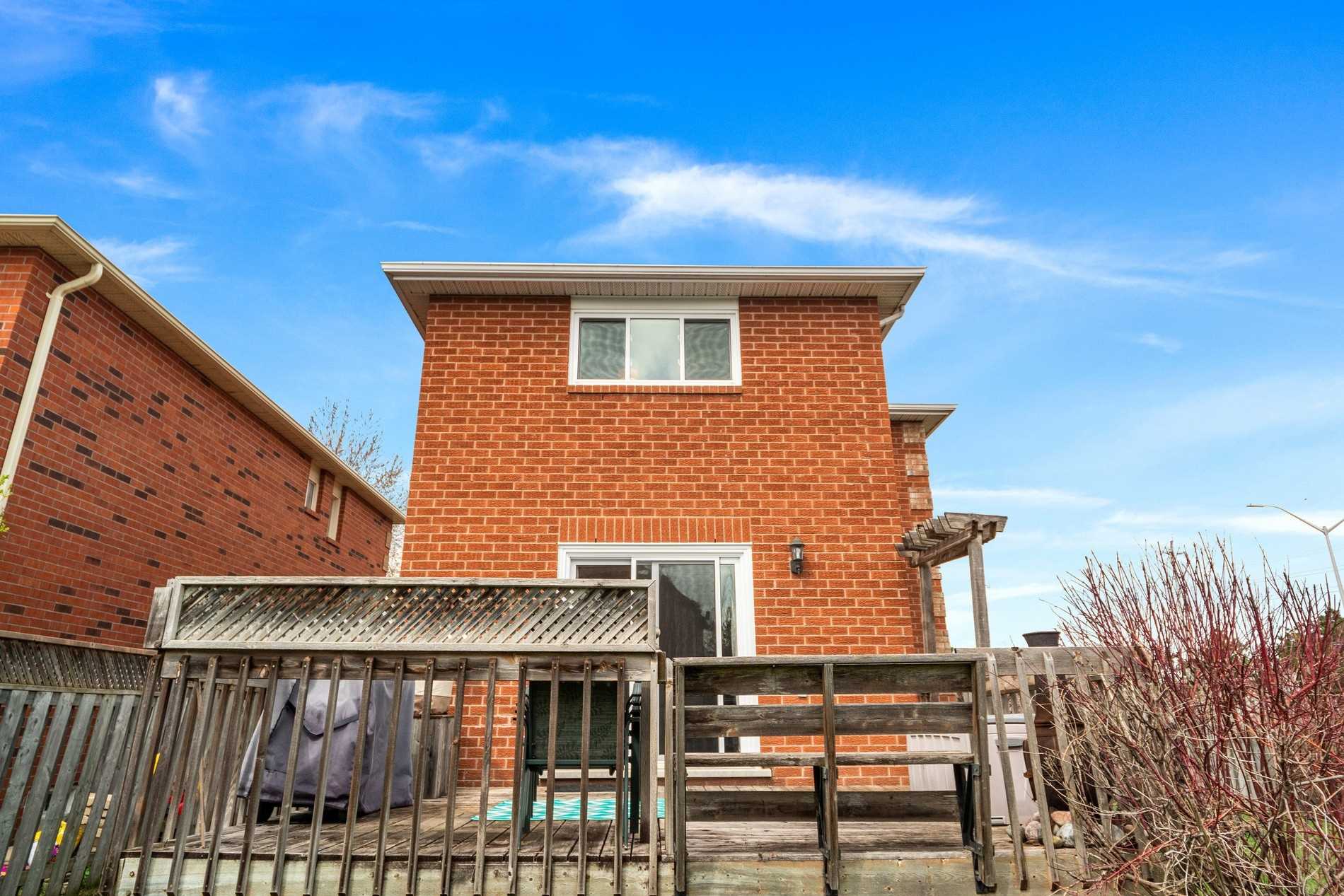 53 Smith Dr