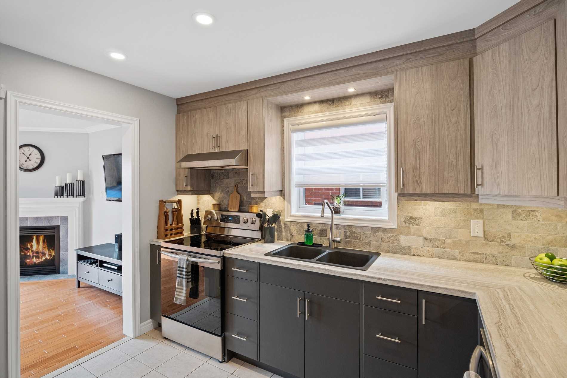 53 Smith Dr
