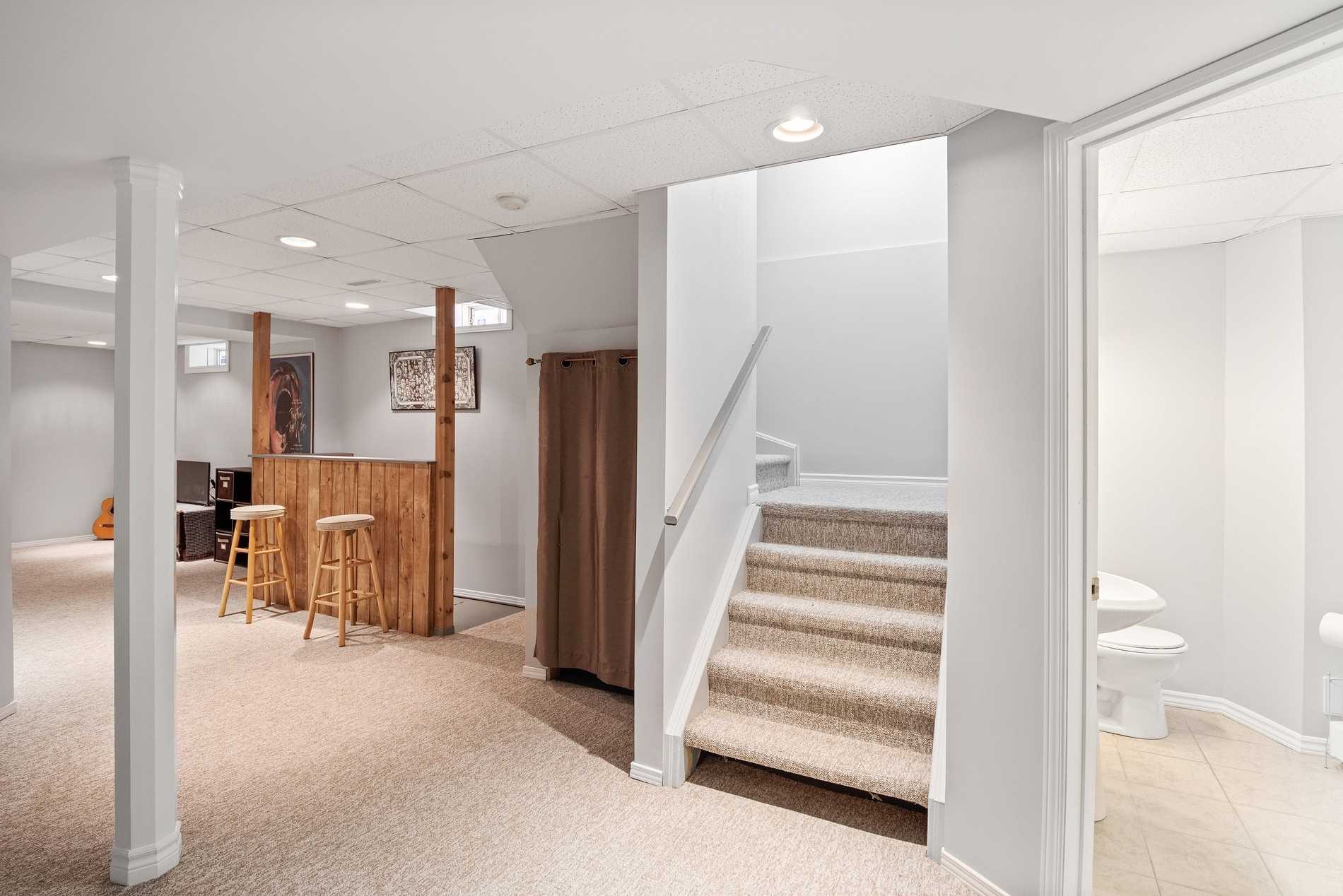 53 Smith Dr