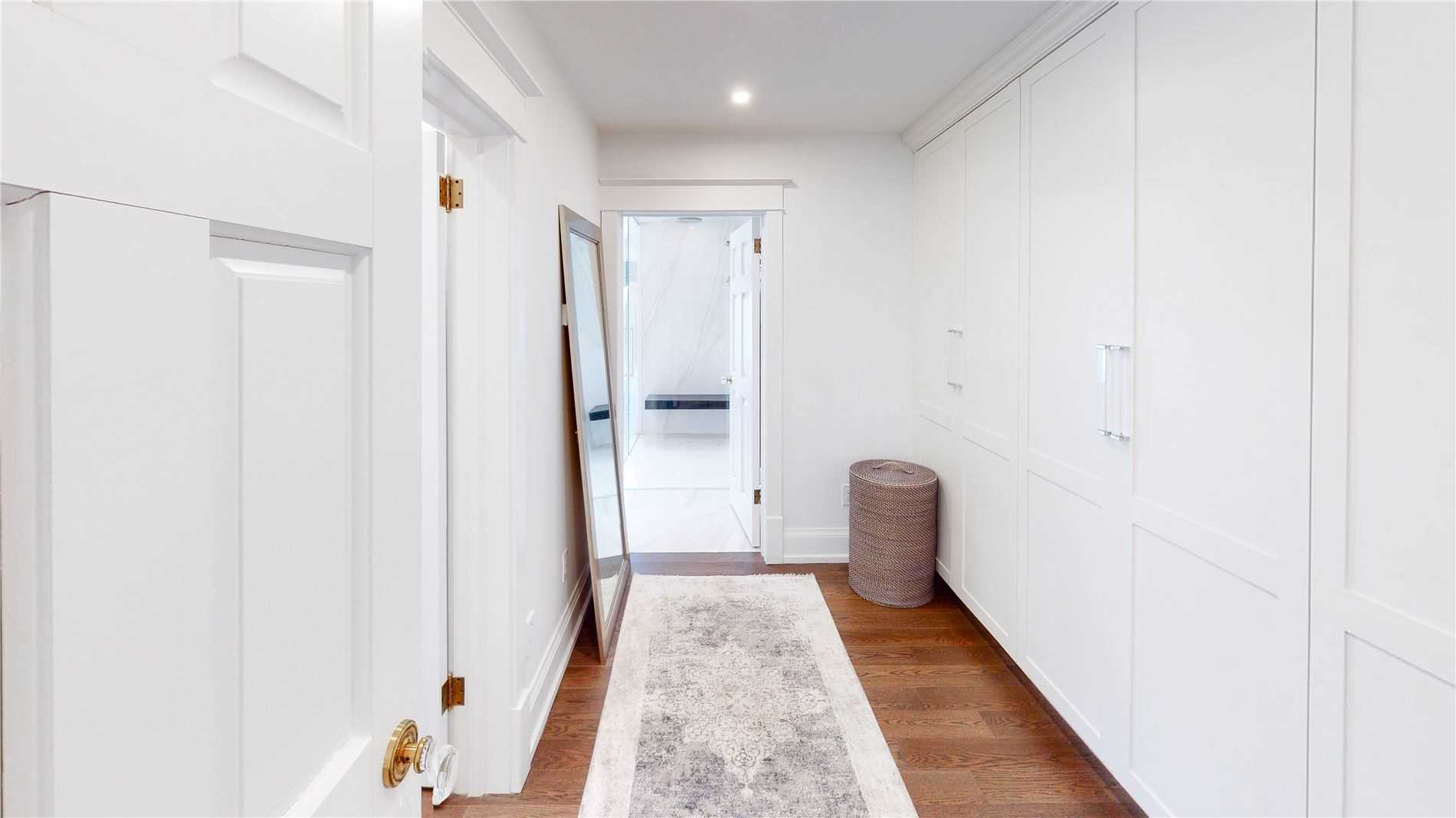 291 Hart Ave