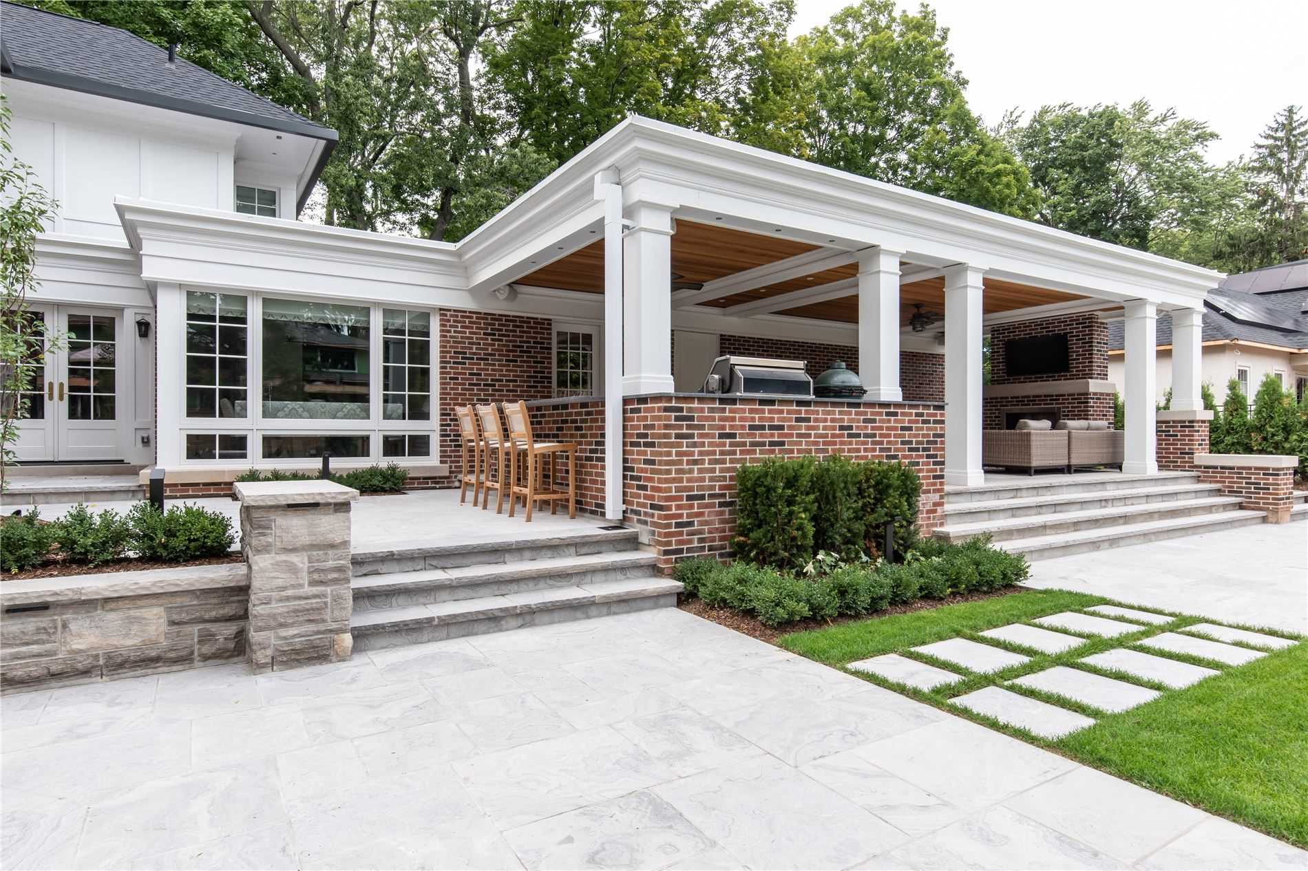 291 Hart Ave