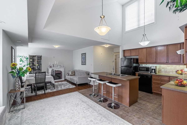 764 Neighbourhood Circ 764 Neighbourhood Circ