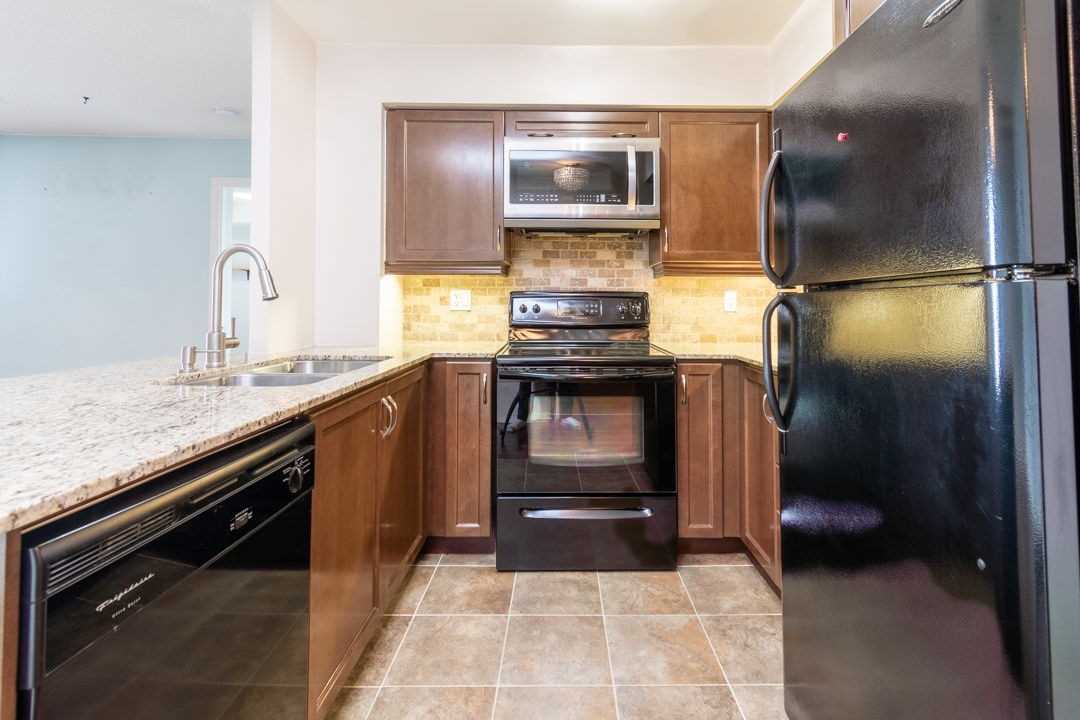 2772 Keele St, #416
