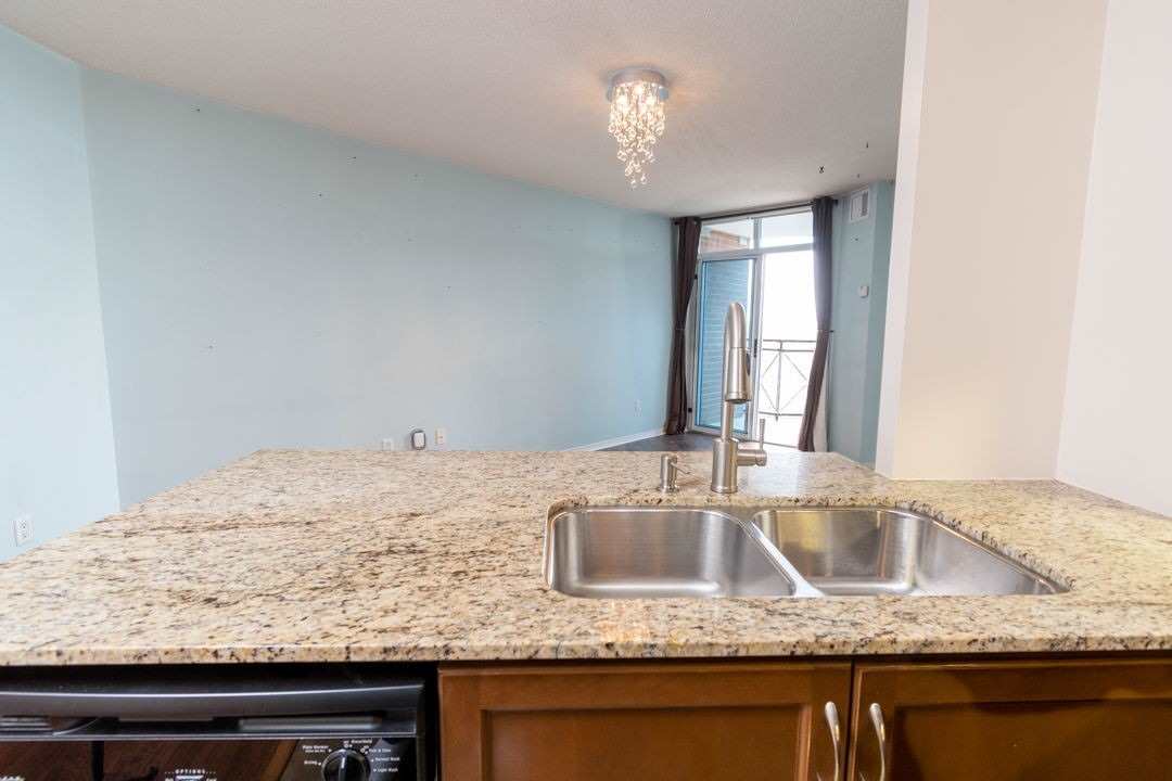 2772 Keele St, #416