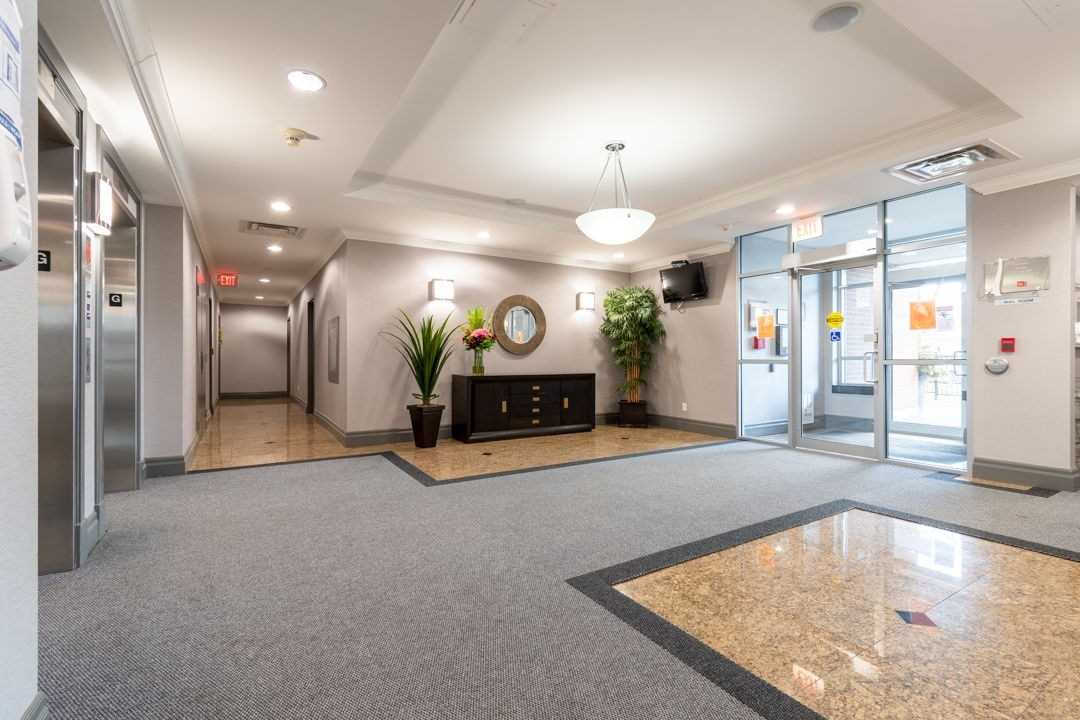 2772 Keele St, #416