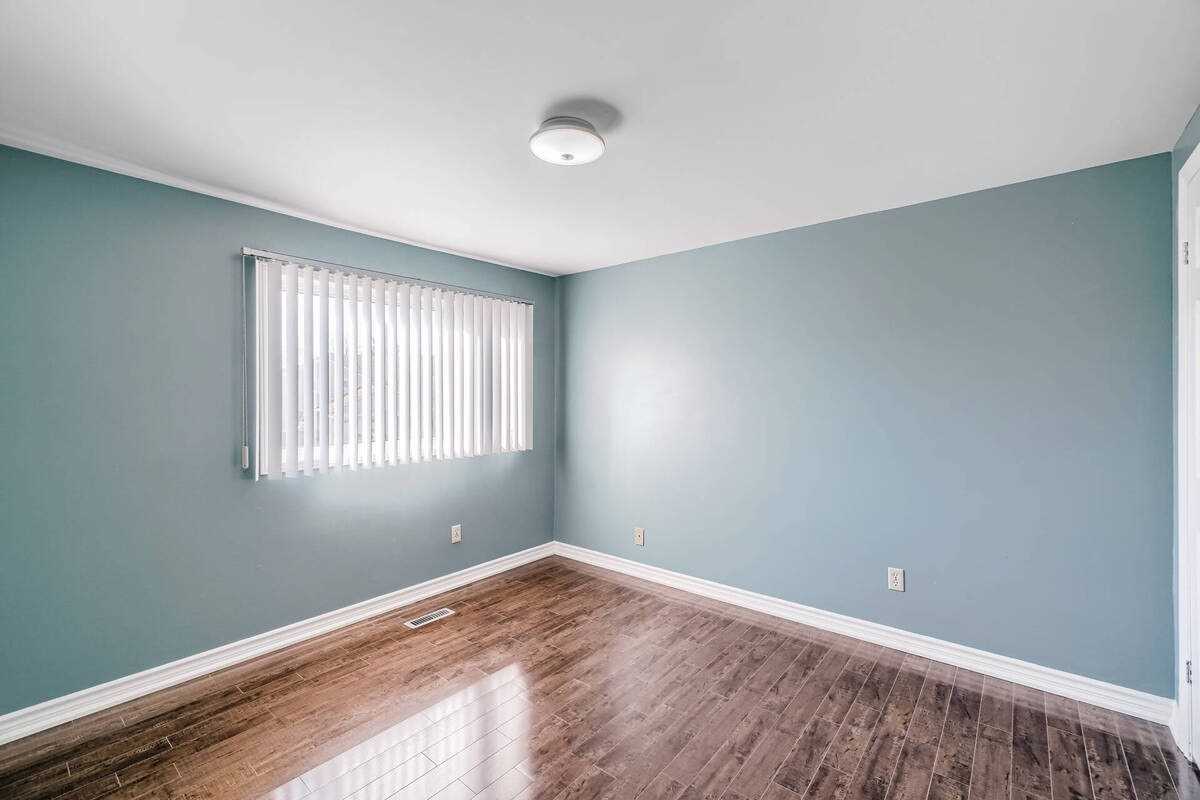 39 Nottawasaga Cres