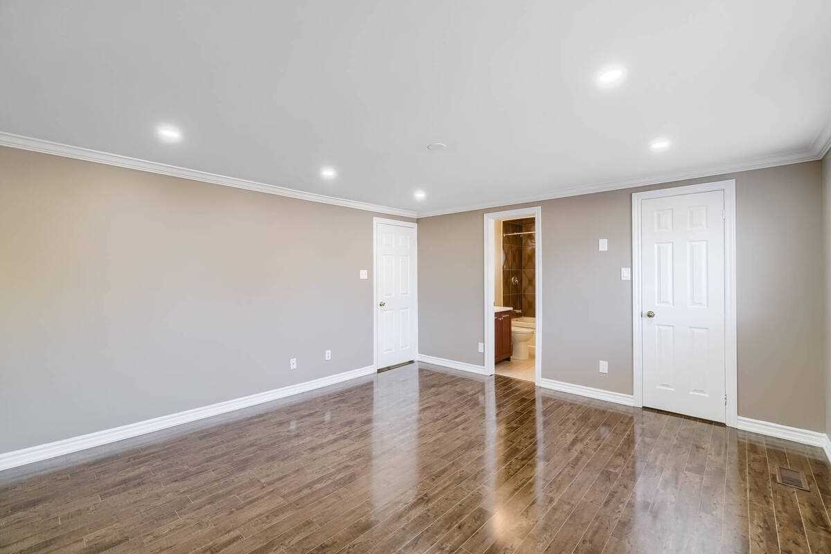39 Nottawasaga Cres