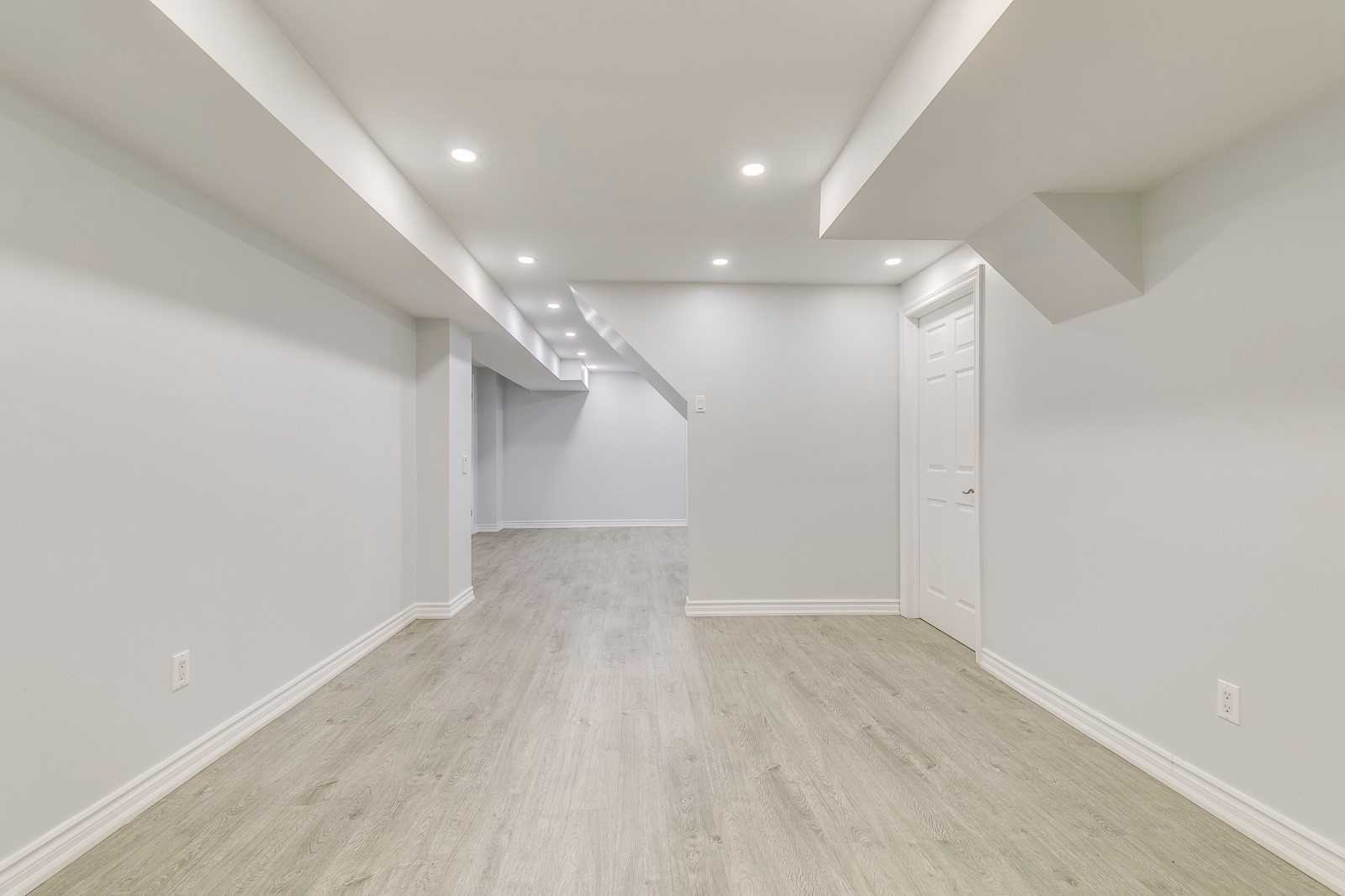 2759 Guilford Cres