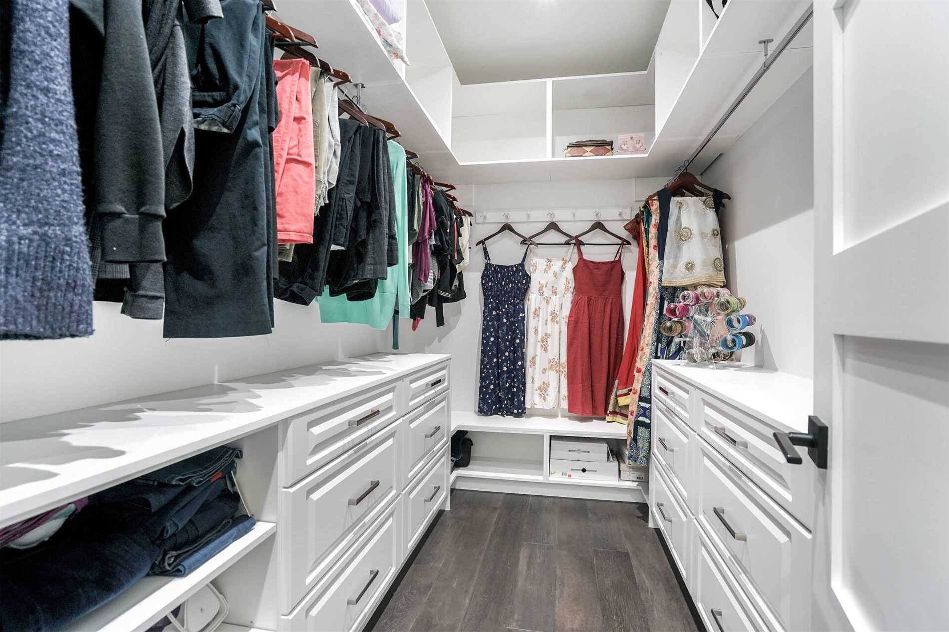 16033 Mississauga Rd