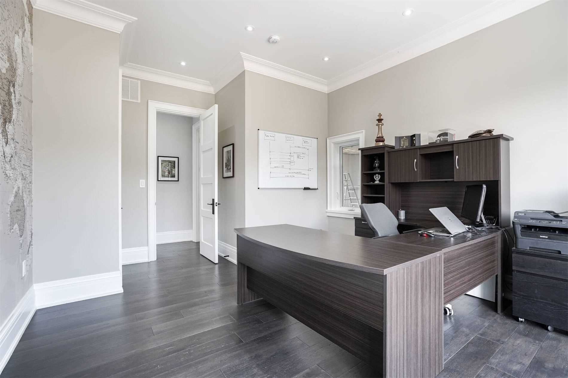 16033 Mississauga Rd