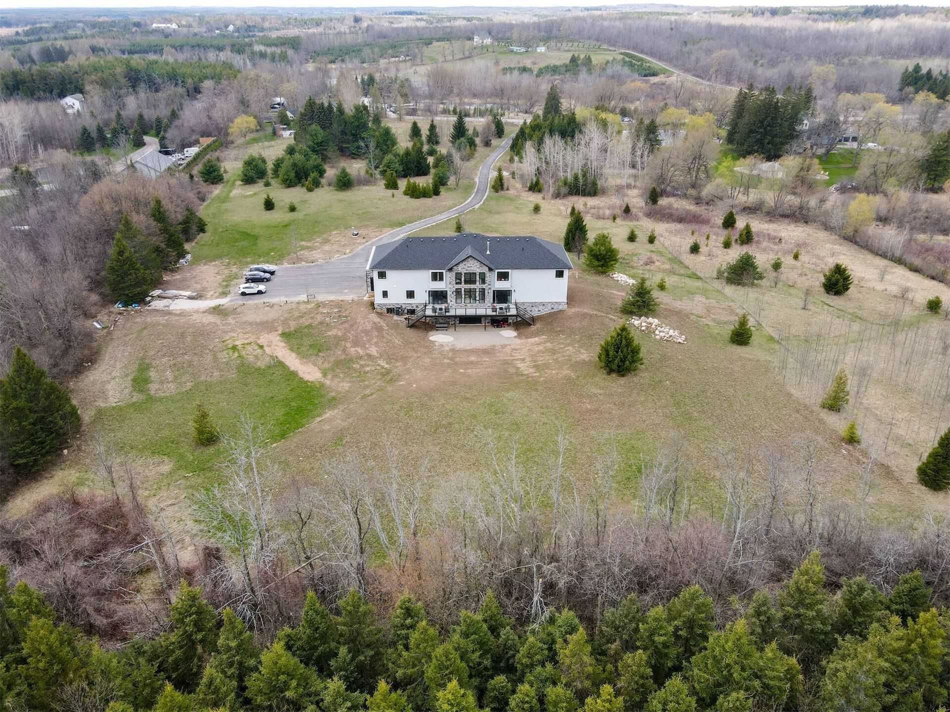 16033 Mississauga Rd
