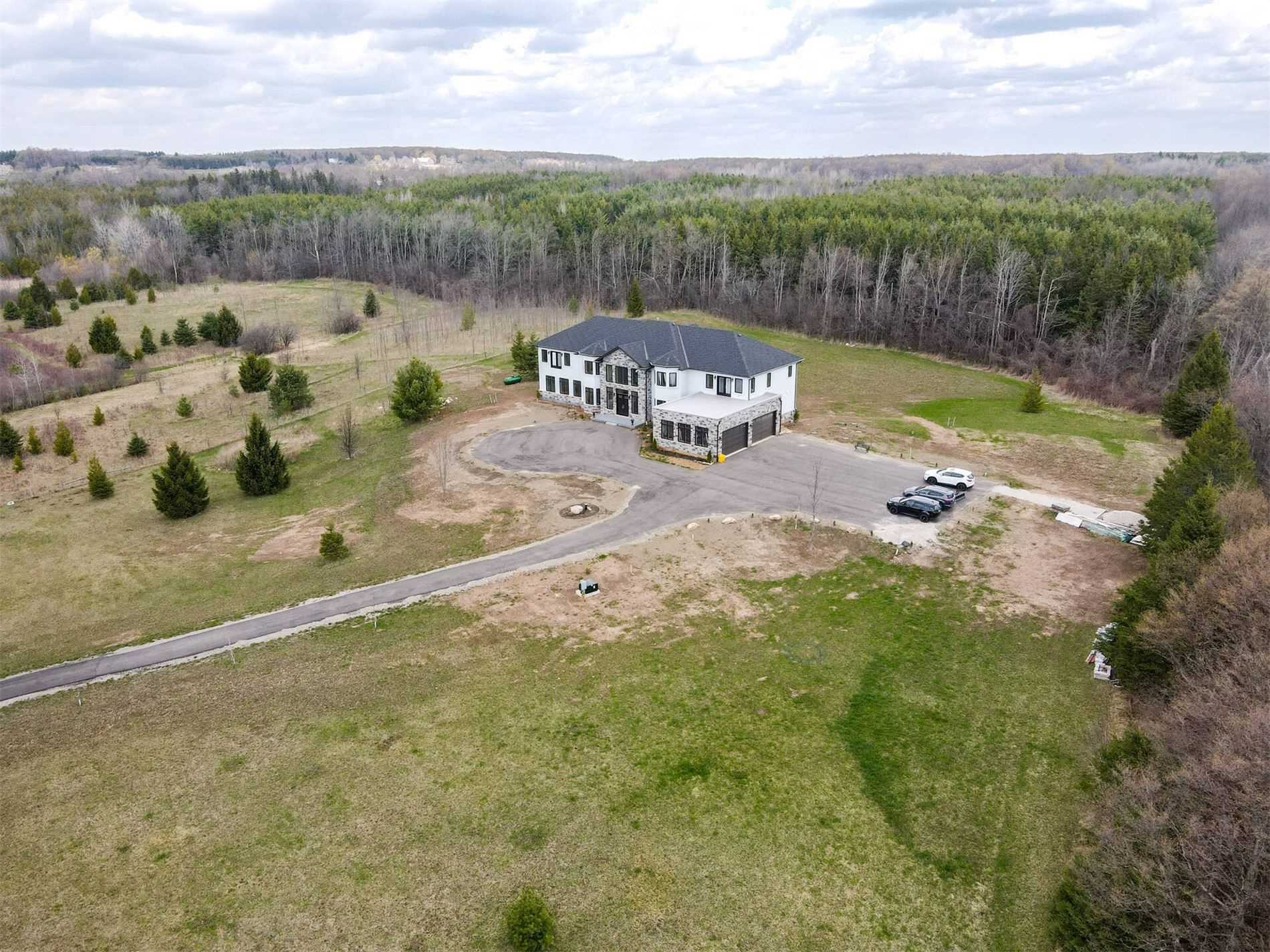 16033 Mississauga Rd