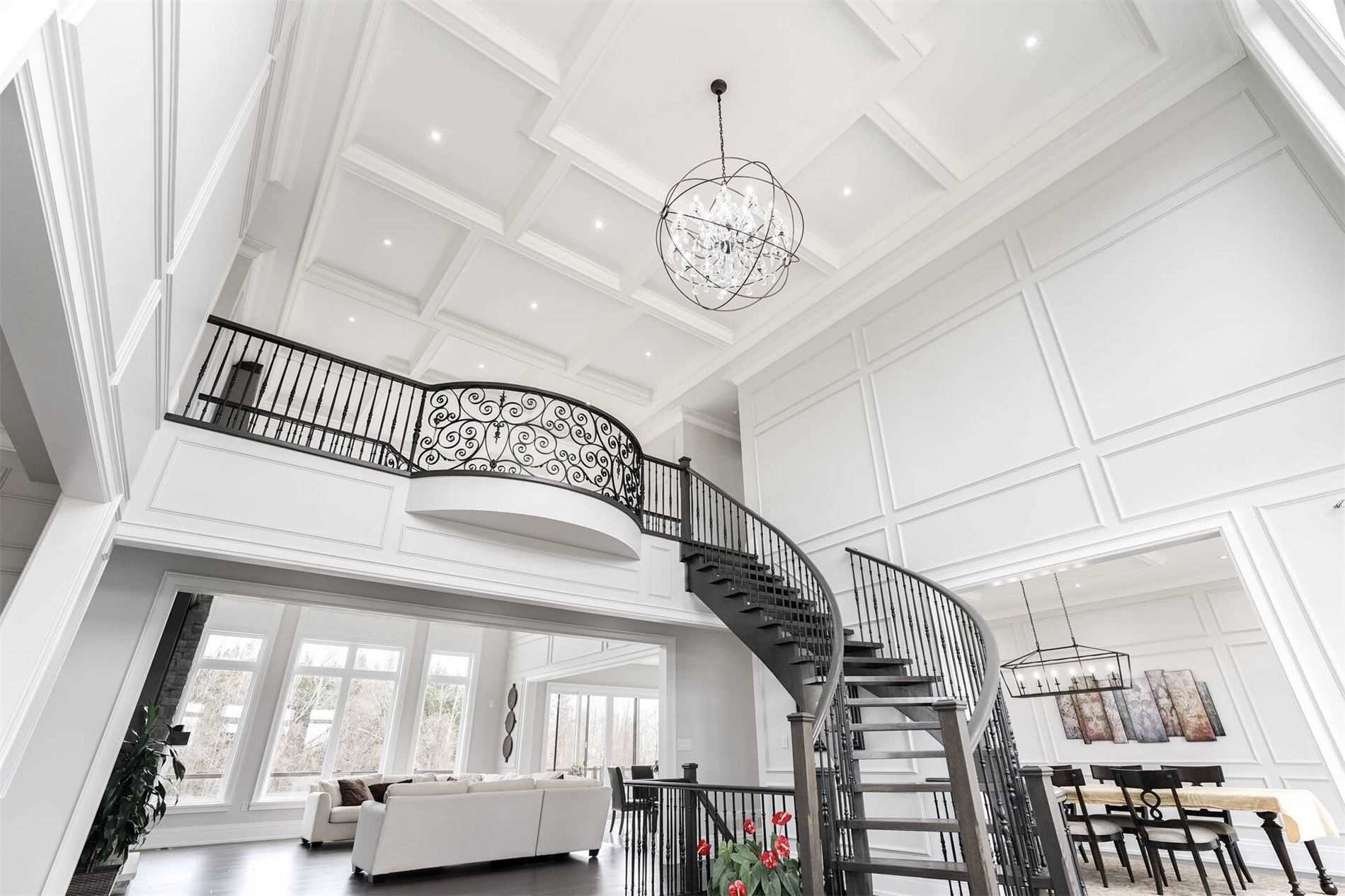 16033 Mississauga Rd