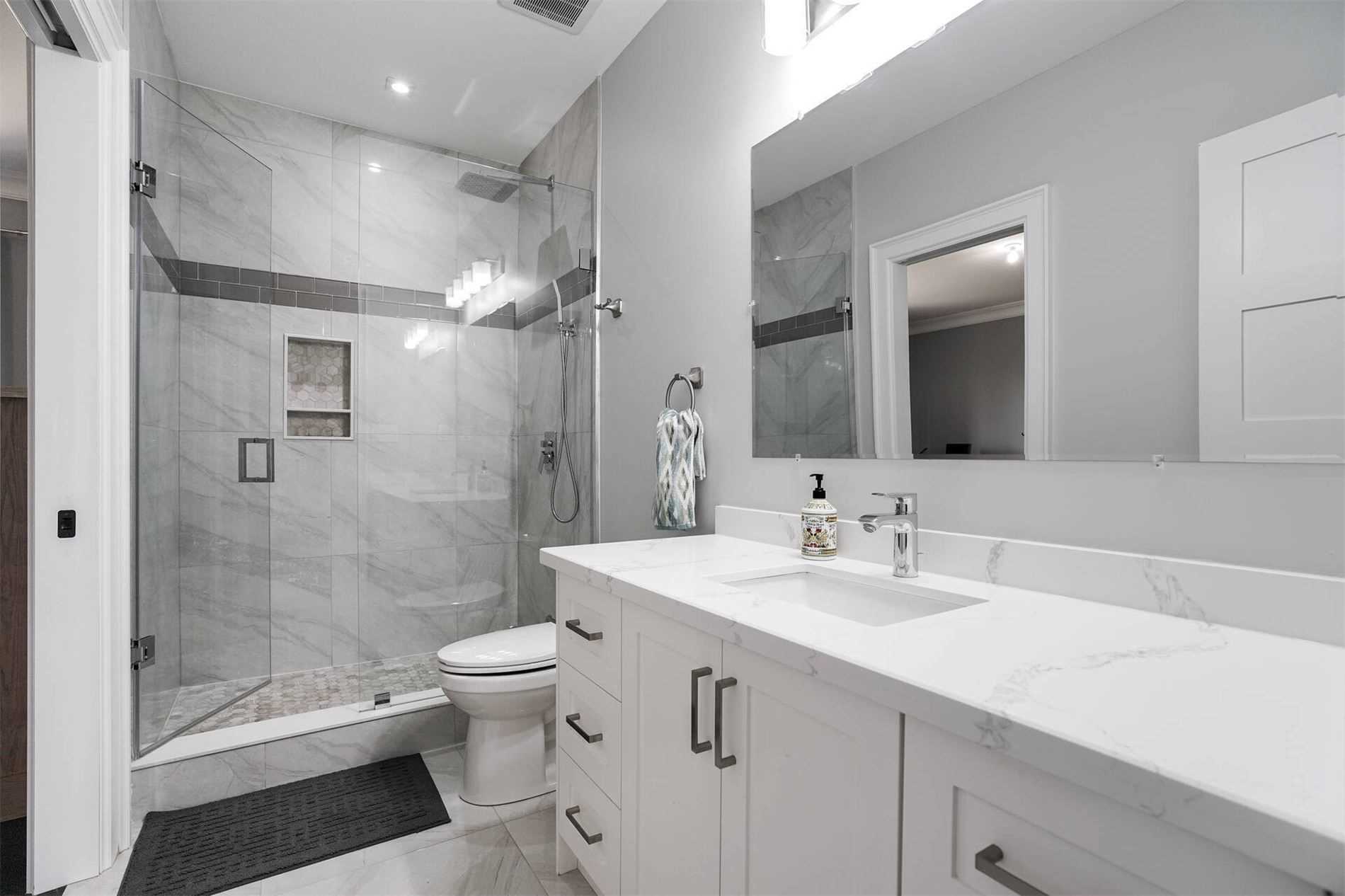 16033 Mississauga Rd