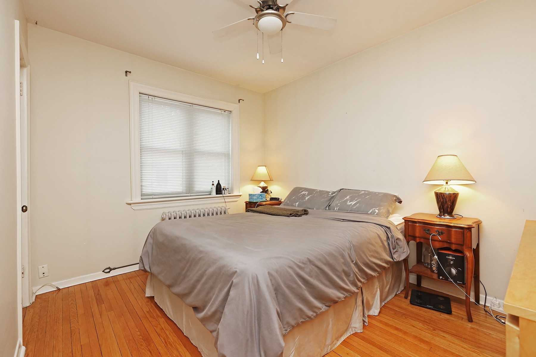 298 South Kingsway