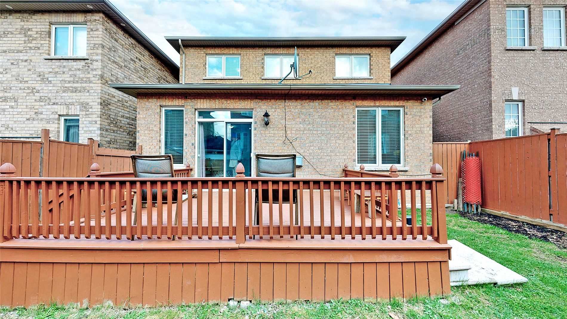 60 Swales Cres