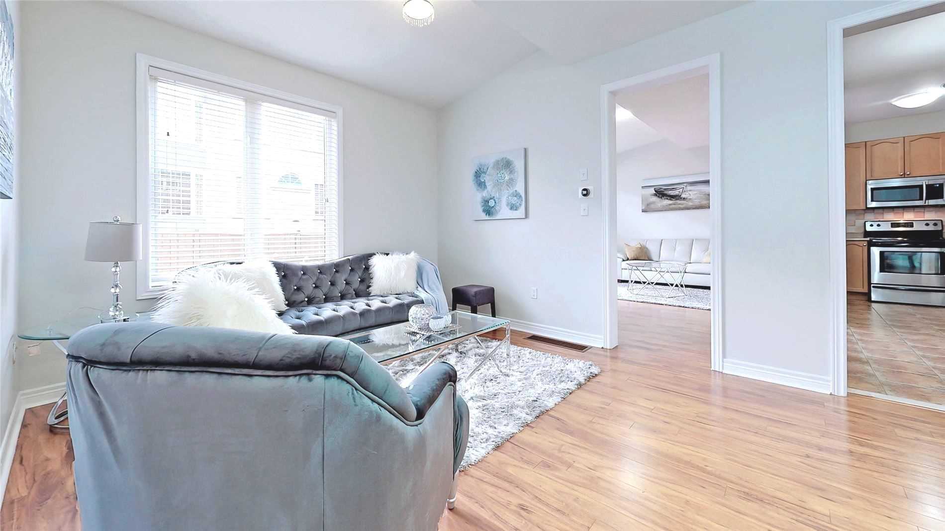 60 Swales Cres