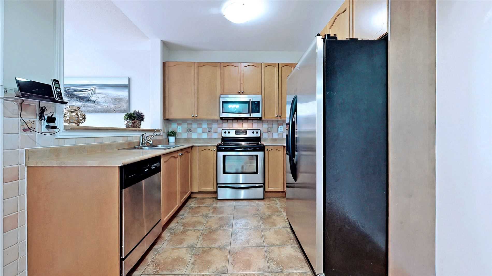 60 Swales Cres